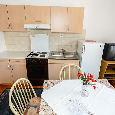 Apartmani Jelica Đảo Krk Ngoại thất bức ảnh