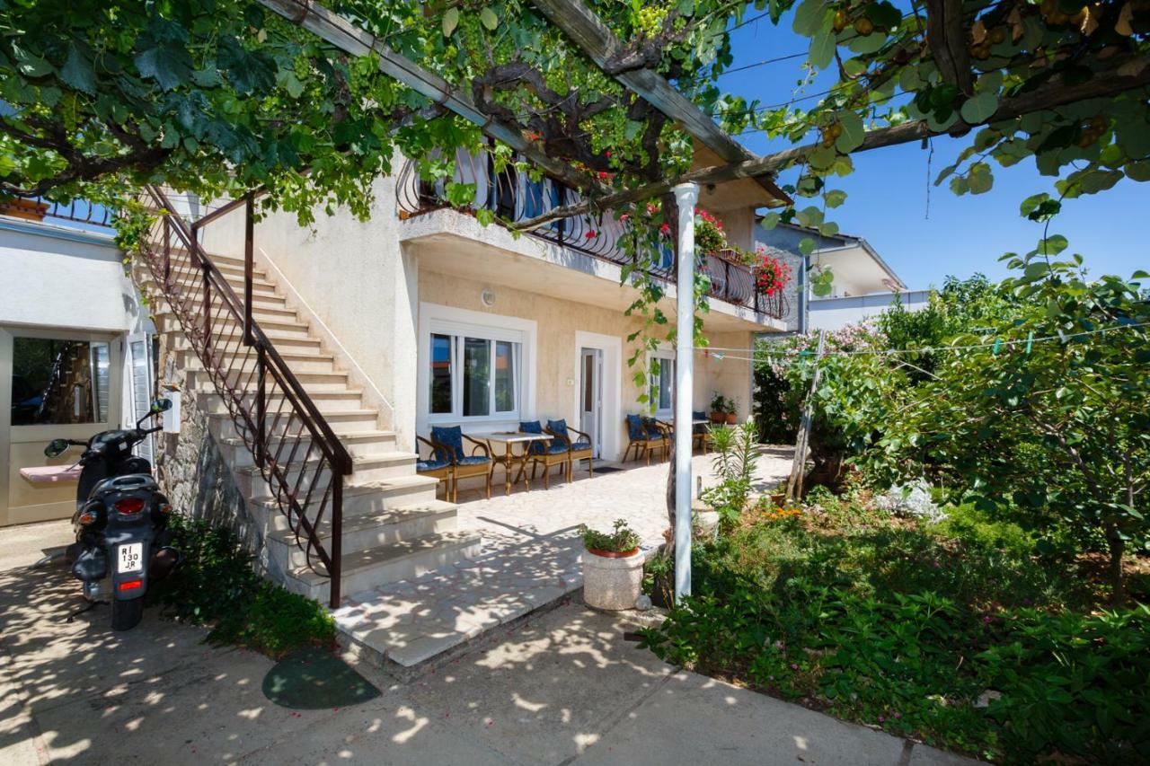 Apartmani Jelica Đảo Krk Ngoại thất bức ảnh